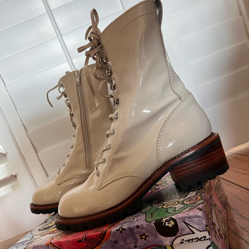 Adorable Jeffrey Campbell Ivory Crinkle Combat Boots..